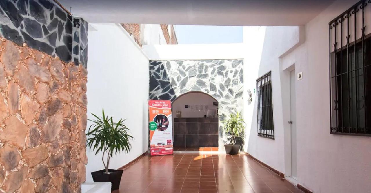 Hotel Casa De Las Piedras Керетаро Экстерьер фото
